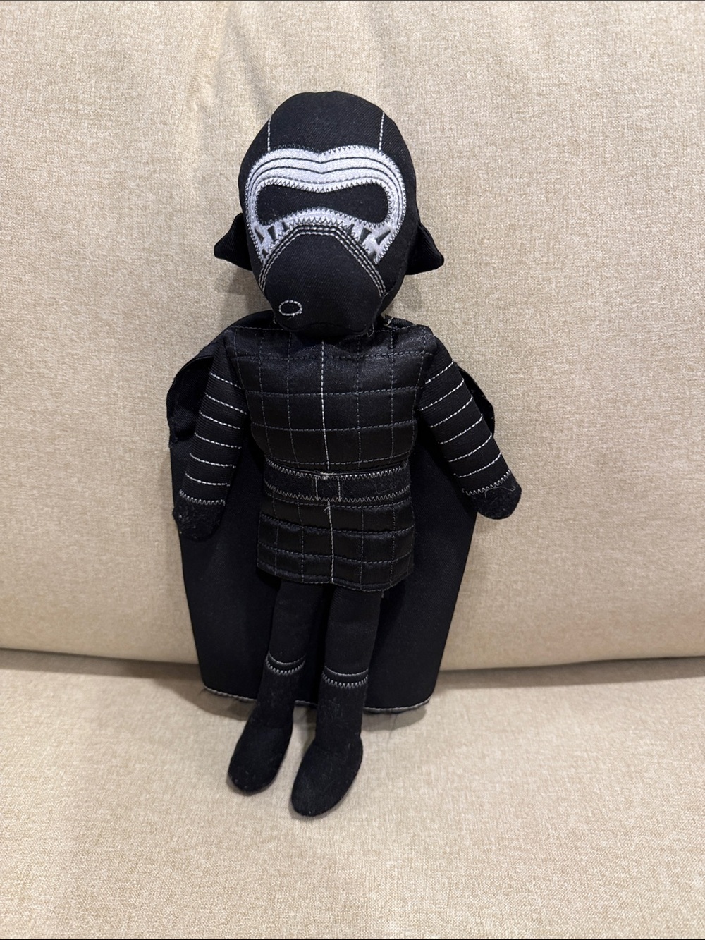 Disney Parks Galaxy’s Edge Kylo Ren Plush Figure